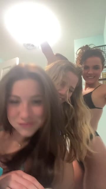 friends bikini teen bathroom tight sex video