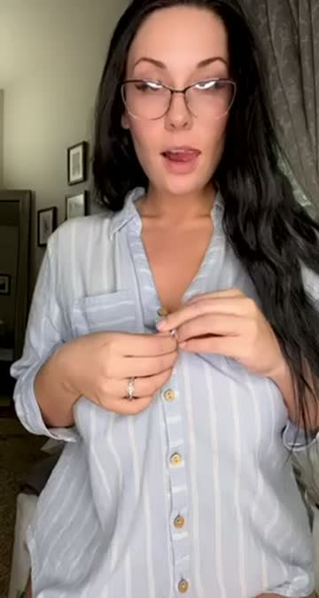 big tits mom amateur thick latina milf hotwife 