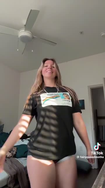 amateur ass big tits 