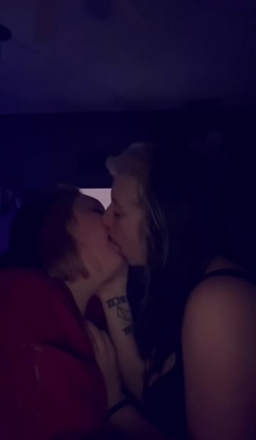 kissing french kissing roommate friends lesbian nsfw video