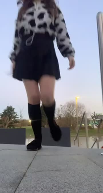 public skirt flashing sex video