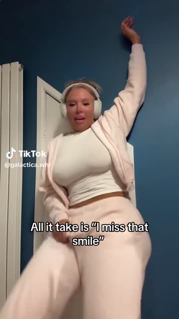 nsfw thick solo babe 