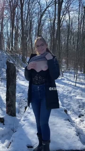 blonde glasses canadian college nsfw video