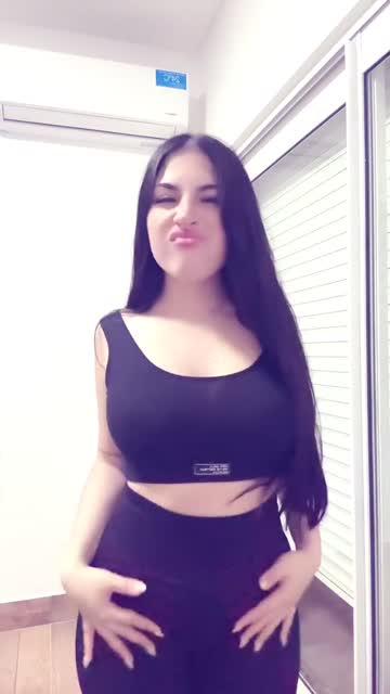 brunette onlyfans sexy 