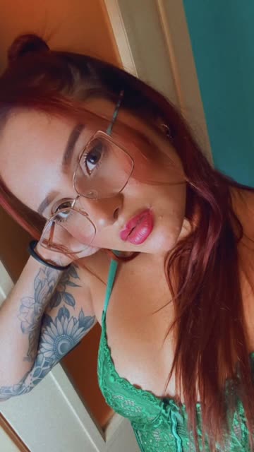 amateur latina redhead nsfw video