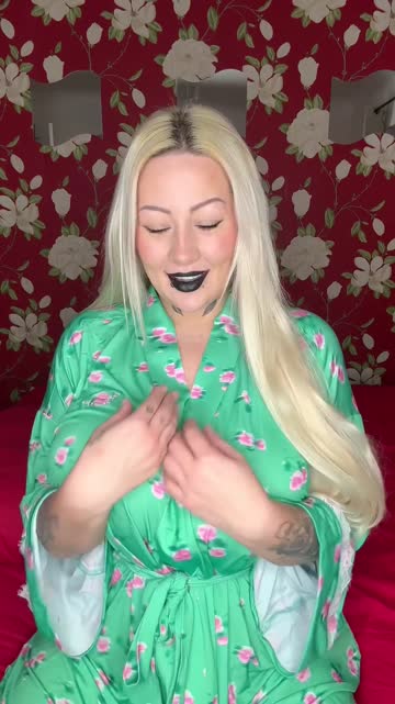 tiktok nsfw video #1403