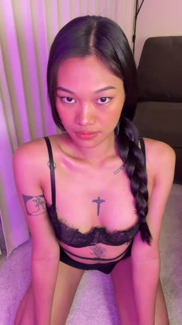 asian r/asiansgonewild r/juicyasians 