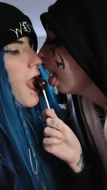 licking girls lesbians sex video