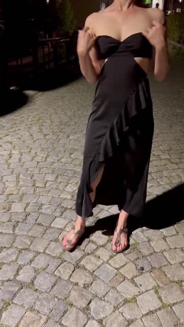 tits exhibitionism flashing nsfw video