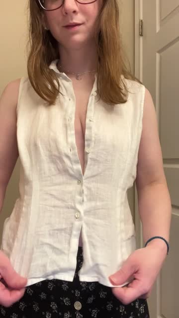 downblouse tits milf xxx video