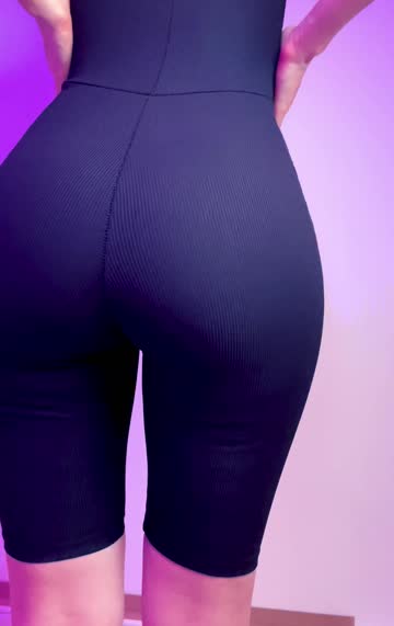 ass pawg 19 years old big ass gym 