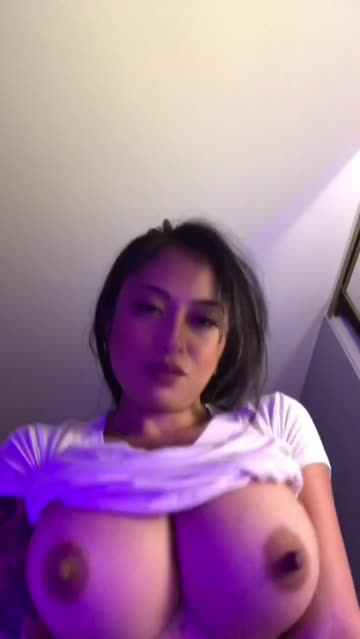 asian riding boobs 