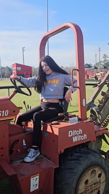 natural country girl public exhibitionism flashing outdoor tease hot video