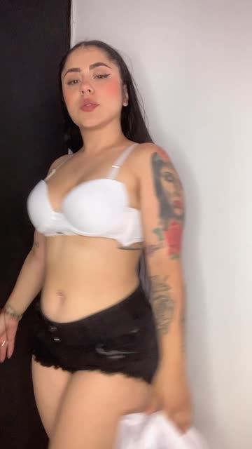 curvy thick long hair 