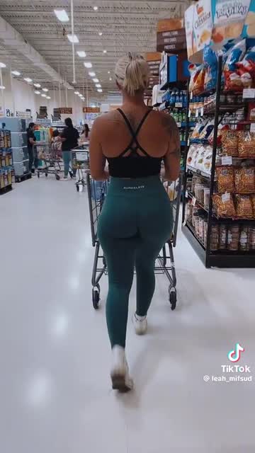 amateur ass big tits 