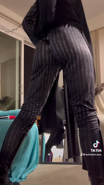 big ass nsfw blonde tiktok petite 