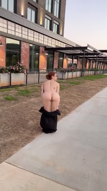 exhibitionist flashing r/caughtpublic boobs petite 