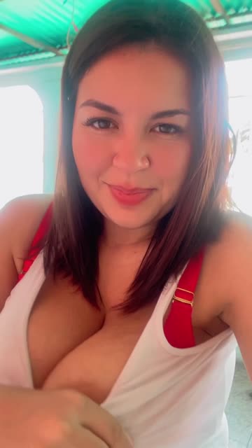 amateur ass big tits hot video