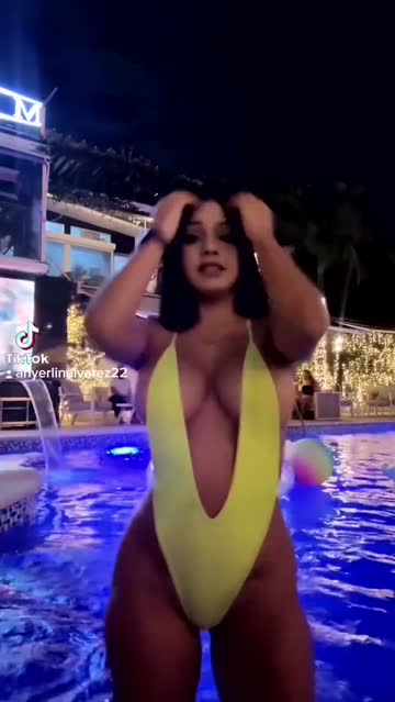 latina tits teen brunette boobs big tits 