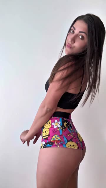 cute solo big ass blowjob 