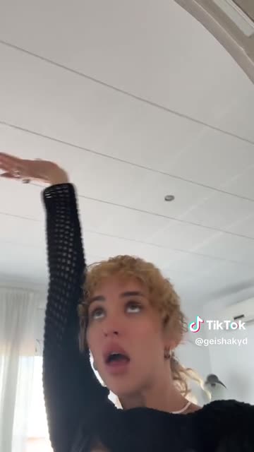 curly hair tits funny 