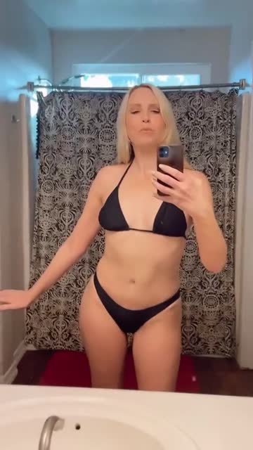 tease blonde milf sex video