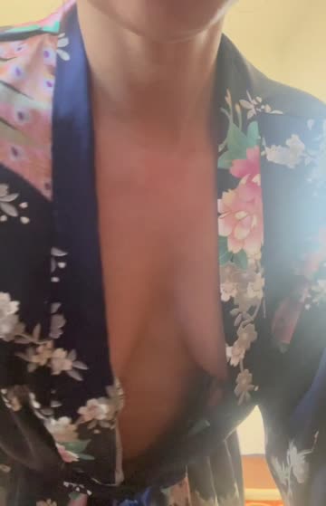 nipslip nipples cleavage xxx video