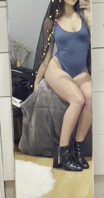 amateur ass big tits hot video