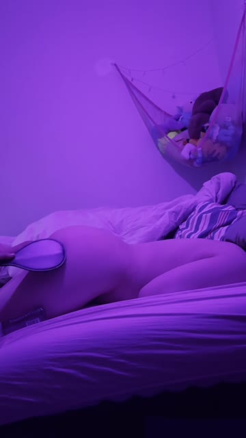 amateur handjob bed sex trans trans girls spanked 