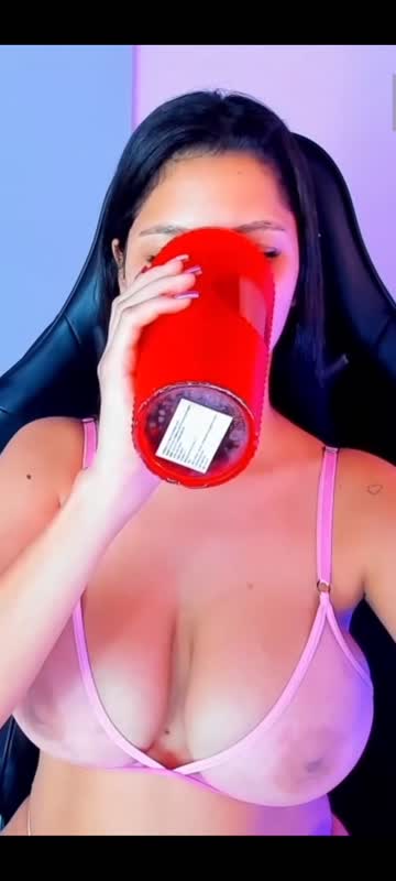 natural tits tits bra brunette gamer girl big tits lingerie 