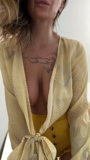 cute boobs milf 