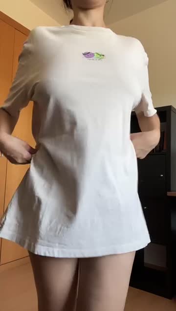 onlyfans natural tits teen big tits tits amateur 