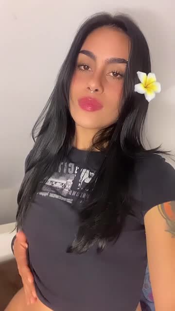 latina solo brunette porn video
