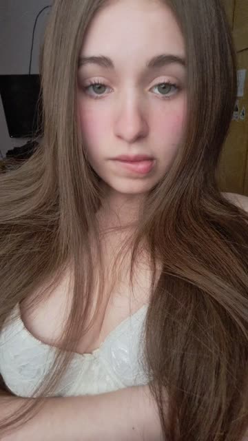 cute teen brunette 