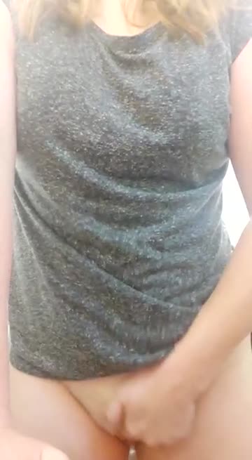 pussy amateur milf masturbating homemade 