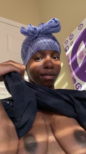 petite princess grippy nsfw babe ebony 