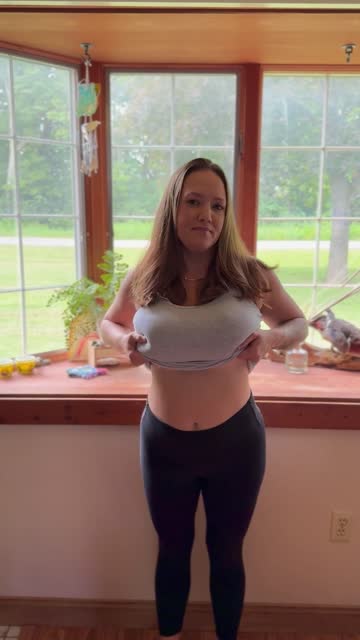 white girl big tits homemade milf tits huge tits wife 