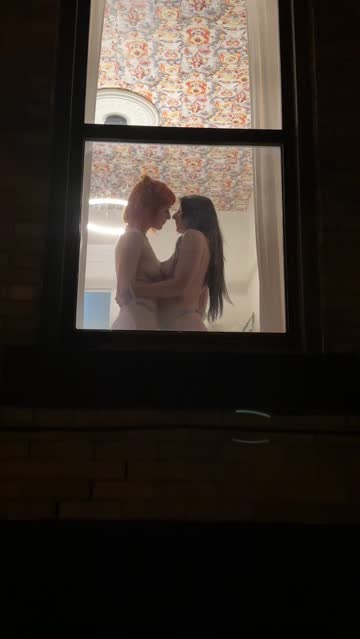 lesbians kissing lesbian voyeur topless r/caughtpublic free porn video