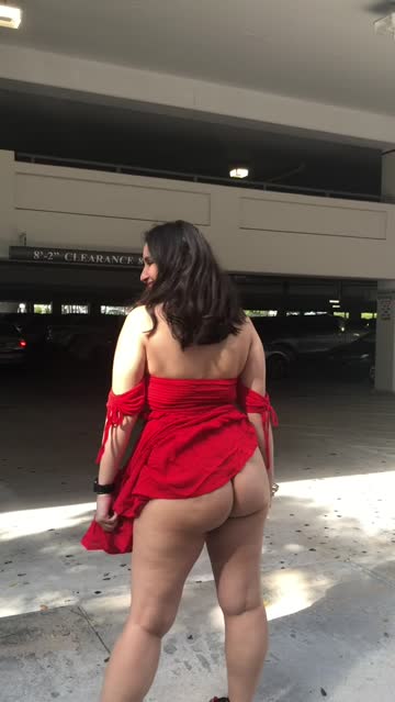 ass spread ass public outdoor hotwife flashing sex video