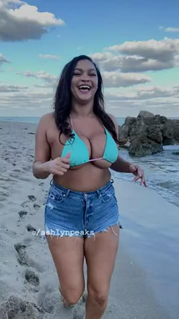 big tits natural tits beach tits huge tits ebony jiggling sex video