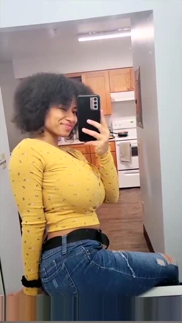 bouncing huge tits bouncing tits pretty afro porn video