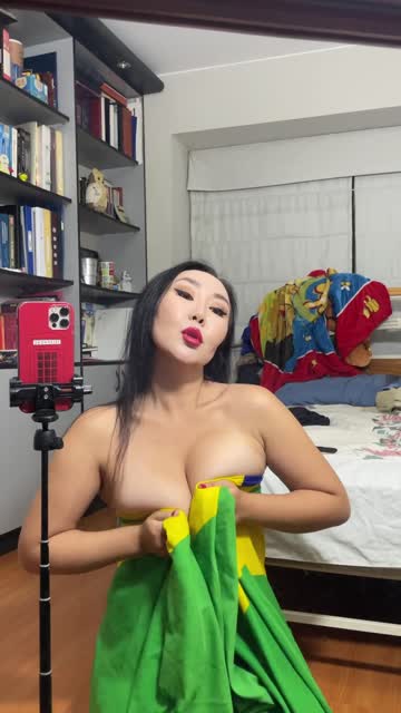 petite tits natural tits hot video
