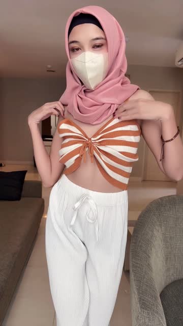 hijab asian reveal hot video