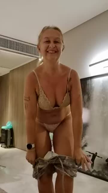 mature strip striptease ass milf sex tape free porn video