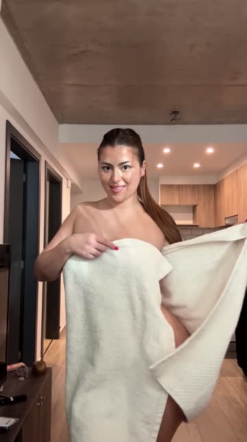 ass latina natural tits 