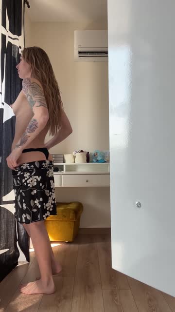 petite cute milf hot video