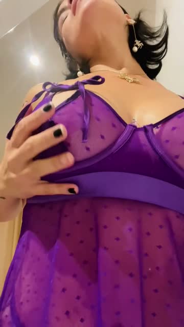 nipples colombian latina milf bouncing tits free porn video