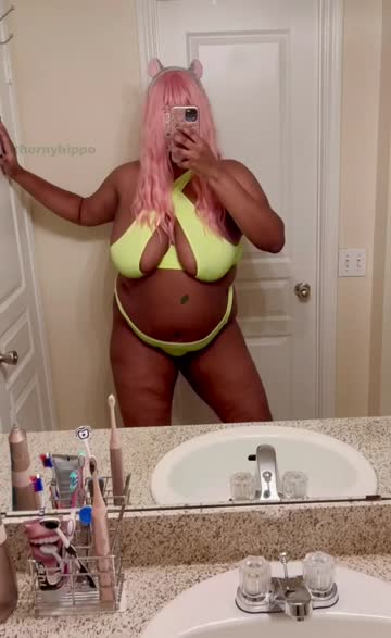 chubby tits pink porn video