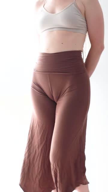 onlyfans yoga pants yoga 