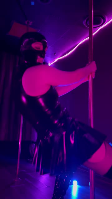 femdom trans latex trans woman strip free porn video